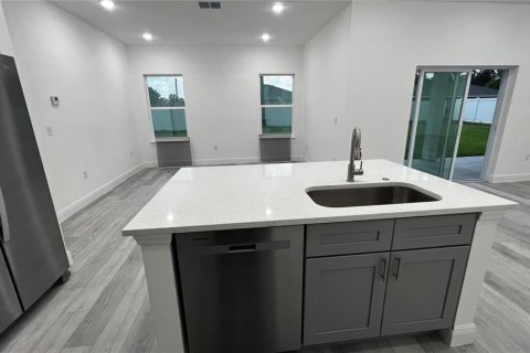Casa en alquiler en Ocala, Florida, 4 dormitorios, 187.01 m2 № 1822336 - foto 9