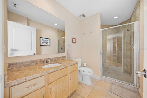 Condo in Tampa, Florida, 2 bedrooms  № 2384119 - photo 19
