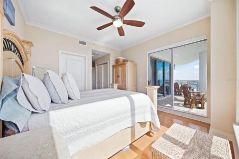 Condo in Tampa, Florida, 2 bedrooms  № 2384119 - photo 22
