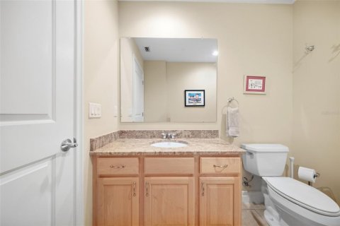 Condo in Tampa, Florida, 2 bedrooms  № 2384119 - photo 20