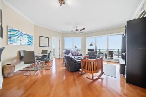 Condo in Tampa, Florida, 2 bedrooms  № 2384119 - photo 6