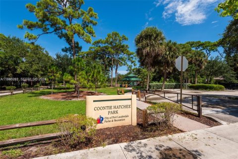 Снять в аренду виллу или дом в Форт-Лодердейл, Флорида 3 спальни, 116.13м2, № 2049678 - фото 28