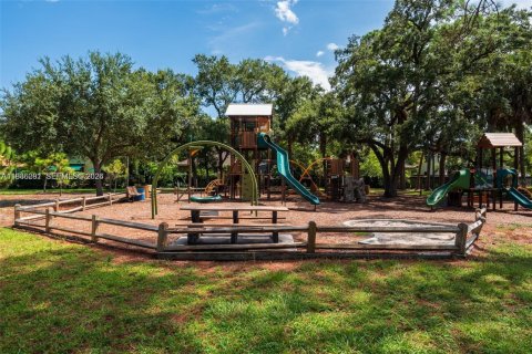 Снять в аренду виллу или дом в Форт-Лодердейл, Флорида 3 спальни, 116.13м2, № 2049678 - фото 26