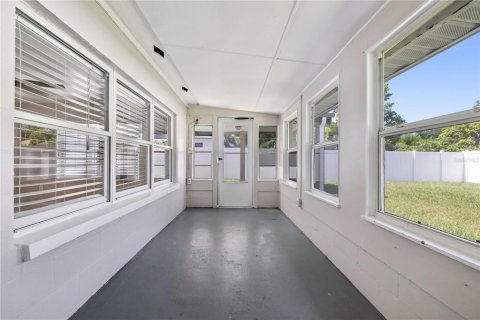 Снять в аренду виллу или дом в Тампа, Флорида 5 комнат, 115.48м2, № 1913530 - фото 21