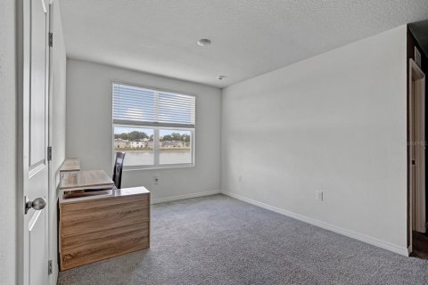 Villa ou maison à vendre à Zephyrhills, Floride: 5 chambres, 242.01 m2 № 2212165 - photo 13