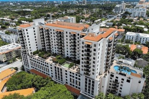 Condo in Coral Gables, Florida, 1 bedroom  № 2274656