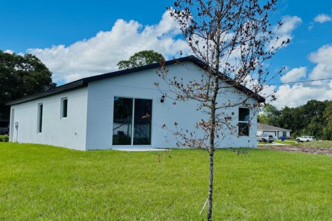 Villa ou maison à louer à Vero Beach, Floride: 2 chambres, 95.88 m2 № 2429828 - photo 4