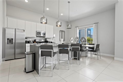 Copropriété à vendre à Four Corners, Floride: 4 chambres, 244.33 m2 № 1637923 - photo 10