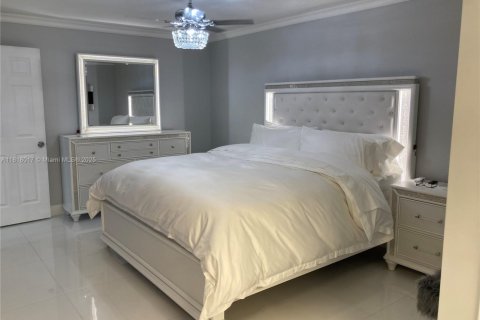 Condo in Coconut Creek, Florida, 3 bedrooms  № 1775312 - photo 9