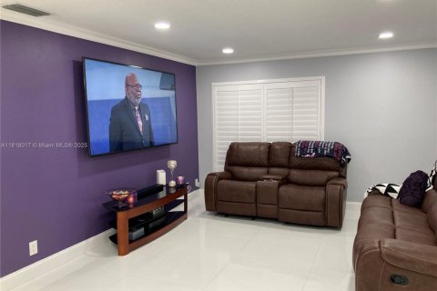 Condo in Coconut Creek, Florida, 3 bedrooms  № 1775312 - photo 4