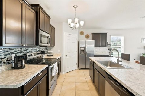 Casa en venta en Saint Lucie, Florida, 4 dormitorios, 182.09 m2 № 2167687 - foto 4