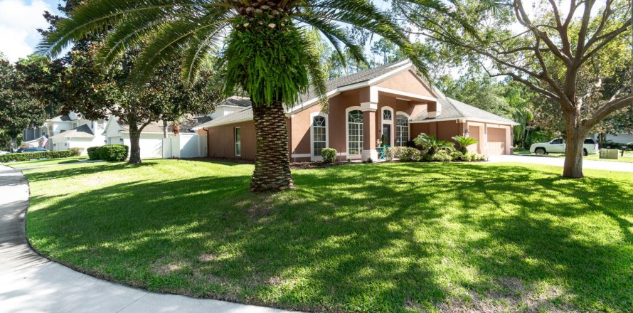 House in Jacksonville, Florida 4 bedrooms, 212.19 sq.m. № 772297