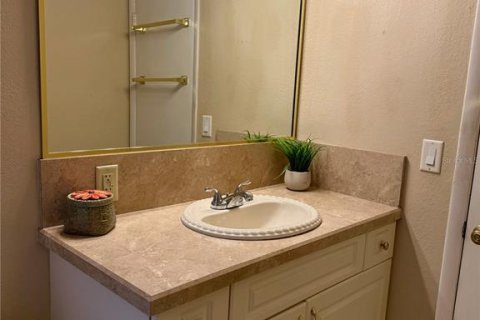 Condominio en venta en Winter Haven, Florida, 1 dormitorio, 59.46 m2 № 1536870 - foto 12
