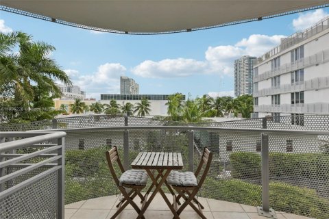 Condo in Miami Beach, Florida, 1 bedroom  № 1967011 - photo 28