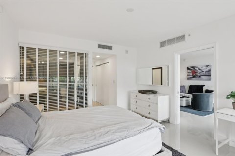 Condo in Miami Beach, Florida, 1 bedroom  № 1967011 - photo 20