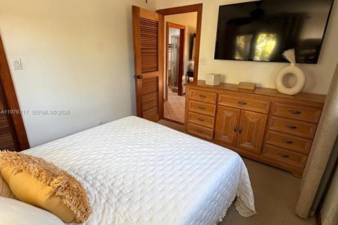 House in Marathon, Florida 2 bedrooms, 88.63 sq.m. № 2040557 - photo 29