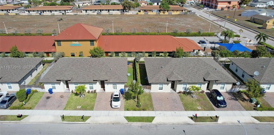 Immobilier commercial à Riviera Beach, Floride 222.97 m2 № 2033827