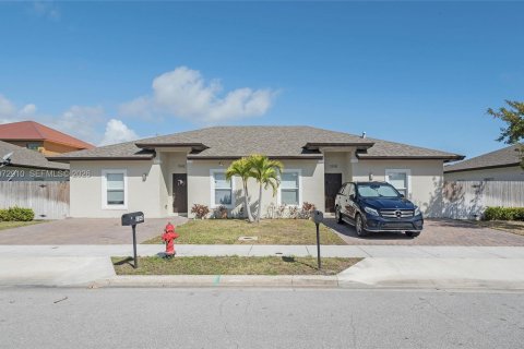 Immobilier commercial à vendre à Riviera Beach, Floride: 222.97 m2 № 2033827 - photo 9