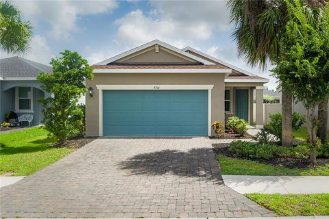 House in Palmetto, Florida 4 bedrooms, 151.71 sq.m. № 2116888