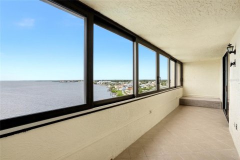 Condo in Hudson, Florida, 2 bedrooms  № 2107631 - photo 23