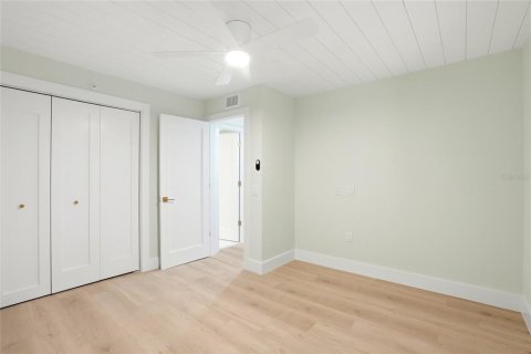 Condo in Hudson, Florida, 2 bedrooms  № 2107631 - photo 16