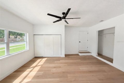 Villa ou maison à vendre à Orlando, Floride: 4 chambres, 151.43 m2 № 2400395 - photo 25
