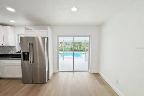 Villa ou maison à vendre à Orlando, Floride: 4 chambres, 151.43 m2 № 2400395 - photo 21
