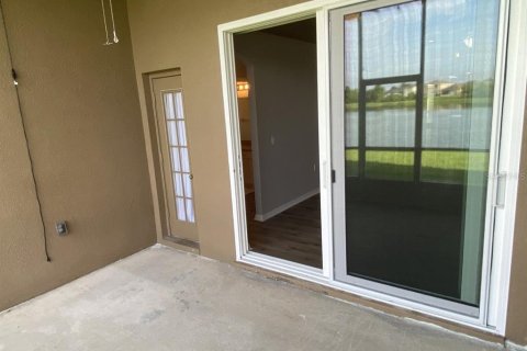 Villa ou maison à louer à Wesley Chapel, Floride: 4 chambres, 191.38 m2 № 2119723 - photo 18