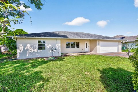 Villa ou maison à Port St. Lucie, Floride 2 chambres, 121.52 m2 № 2315436