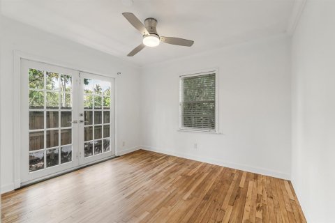 House in Fort Lauderdale, Florida 3 bedrooms, 118.17 sq.m. № 2187169 - photo 24
