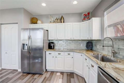 Casa en venta en Tarpon Springs, Florida, 3 dormitorios, 180.04 m2 № 1644803 - foto 17