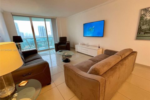 Купить кондоминиум в Санни-Айлс-Бич, Флорида 1 спальня, 92.9м2, № 2003442 - фото 9