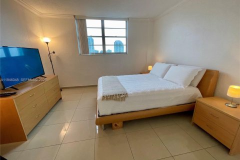 Купить кондоминиум в Санни-Айлс-Бич, Флорида 1 спальня, 92.9м2, № 2003442 - фото 21