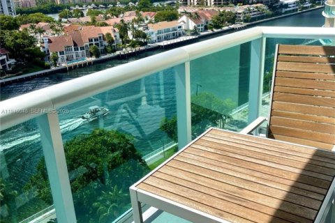 Купить кондоминиум в Санни-Айлс-Бич, Флорида 1 спальня, 92.9м2, № 2003442 - фото 4