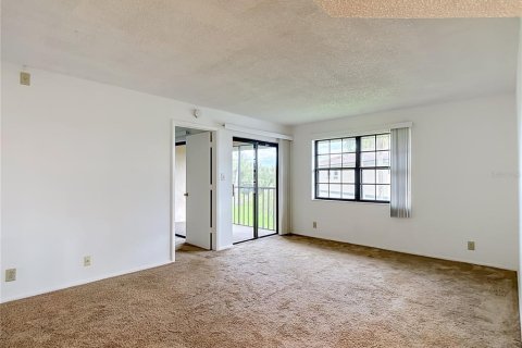 Copropriété à vendre à Port Charlotte, Floride: 2 chambres, 77.85 m2 № 2378273 - photo 4