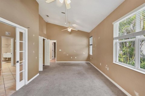 House in Bradenton, Florida 5 bedrooms, 262.08 sq.m. № 1810490 - photo 18