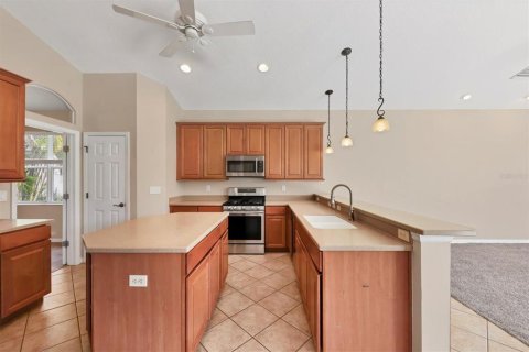 House in Bradenton, Florida 5 bedrooms, 262.08 sq.m. № 1810490 - photo 11