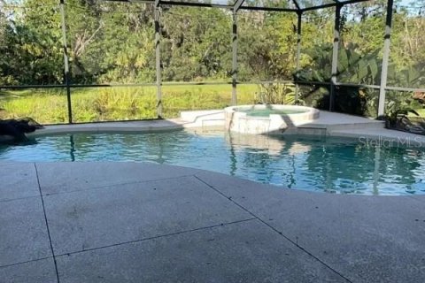 House in Bradenton, Florida 5 bedrooms, 262.08 sq.m. № 1810490 - photo 2