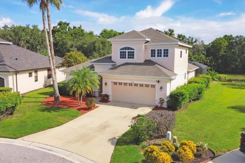House in Bradenton, Florida 5 bedrooms, 262.08 sq.m. № 1810490 - photo 3