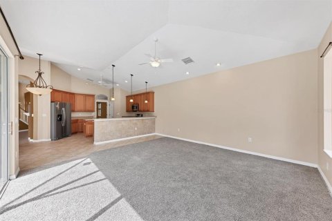 House in Bradenton, Florida 5 bedrooms, 262.08 sq.m. № 1810490 - photo 16