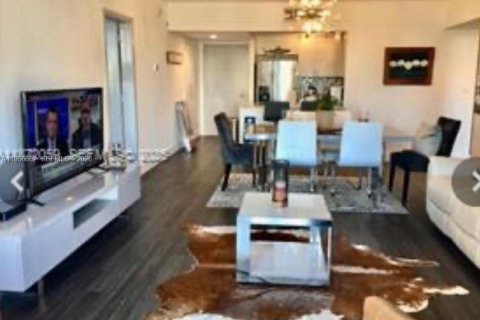 Copropriété à louer à Miami, Floride: 2 chambres, 125.7 m2 № 2153491 - photo 12