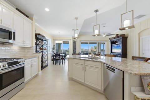 Condo in Bradenton, Florida, 3 bedrooms  № 2428878 - photo 21