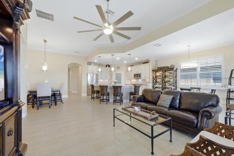 Condo in Bradenton, Florida, 3 bedrooms  № 2428878 - photo 17