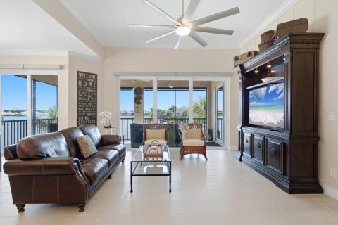 Condo in Bradenton, Florida, 3 bedrooms  № 2428878 - photo 14