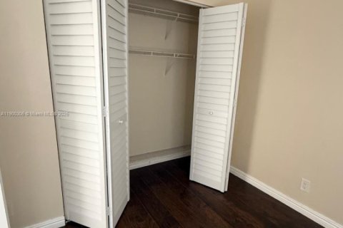 Купить кондоминиум в Корал-Спрингс, Флорида 2 спальни, 71.35м2, № 1951457 - фото 12