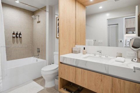 Condominio en venta en Miami, Florida, 32.52 m2 № 2090783 - foto 13