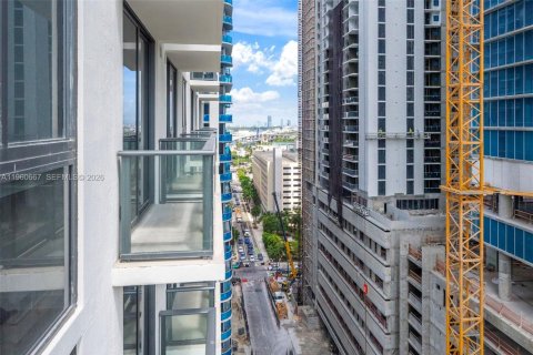 Condominio en venta en Miami, Florida, 32.52 m2 № 2090783 - foto 9