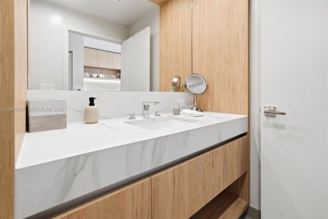 Condominio en venta en Miami, Florida, 32.52 m2 № 2090783 - foto 16