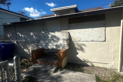 Villa ou maison à Miami, Floride 2 chambres, 235.04 m2 № 2031309