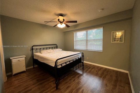 Condominio en alquiler en Davie, Florida, 2 dormitorios, 99.41 m2 № 1933275 - foto 5
